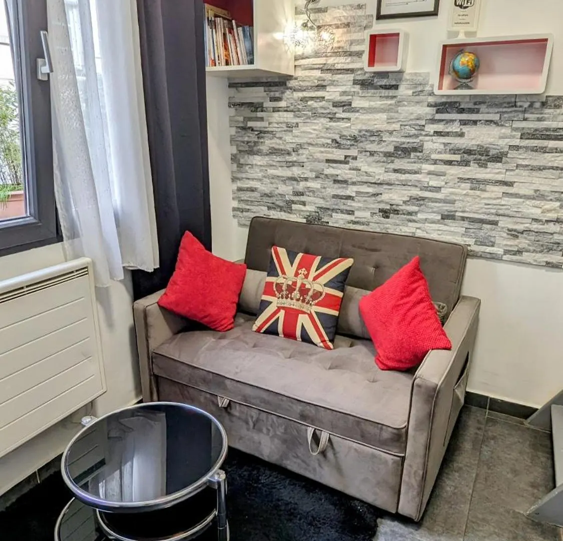 Ideal For Exploring Paris On Foot