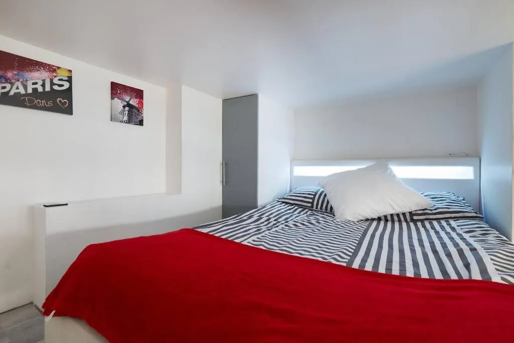 Ideal For Exploring Paris On Foot